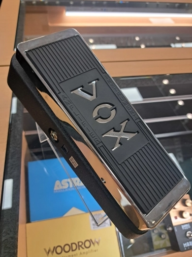 Vox - V847A